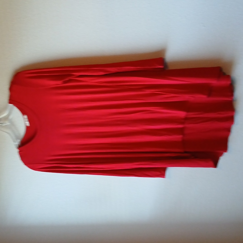 Soprano Red Long Sleeve Tunic Top